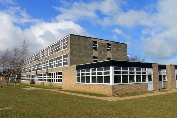 Levels Secondary School UK